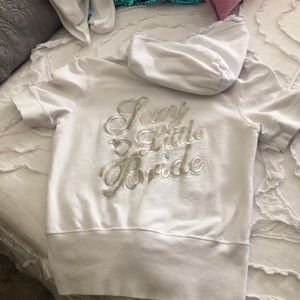 VS Sexy little bride zip up